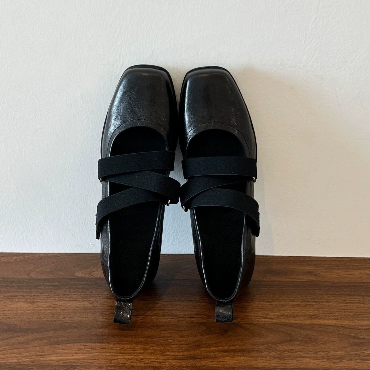 Chuyuji Chaussures plates Mary Jane mode croisées lacets printemps automne nouveau talon moyen ballet · MOHE China shoe factory