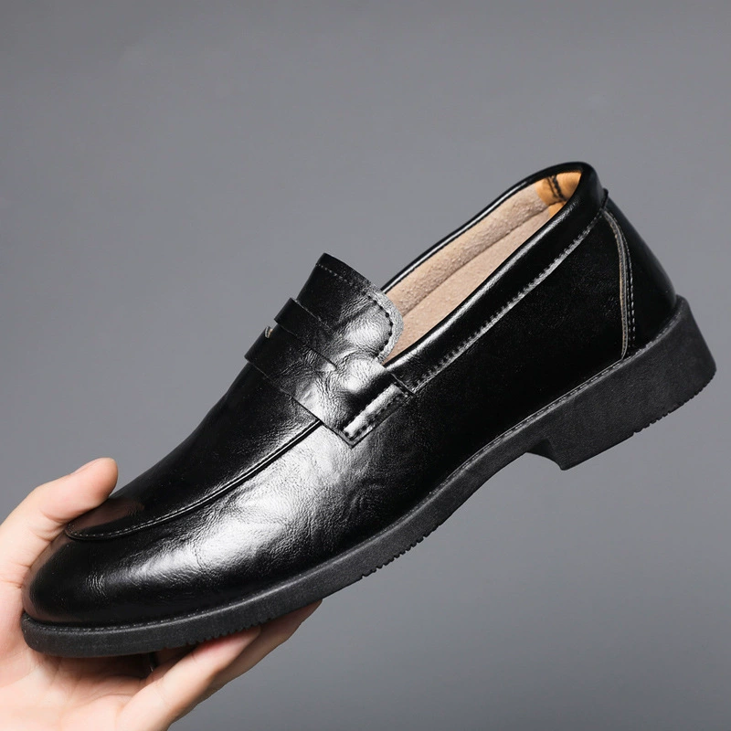 Men's Genuine Leather 2025 New Soft Sole Slip-on Loafers Casual Shoes 5611