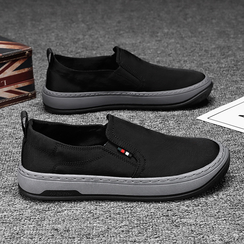 Men's Breathable Lightweight Slip-On Shoes · YANYAN China shoe factory