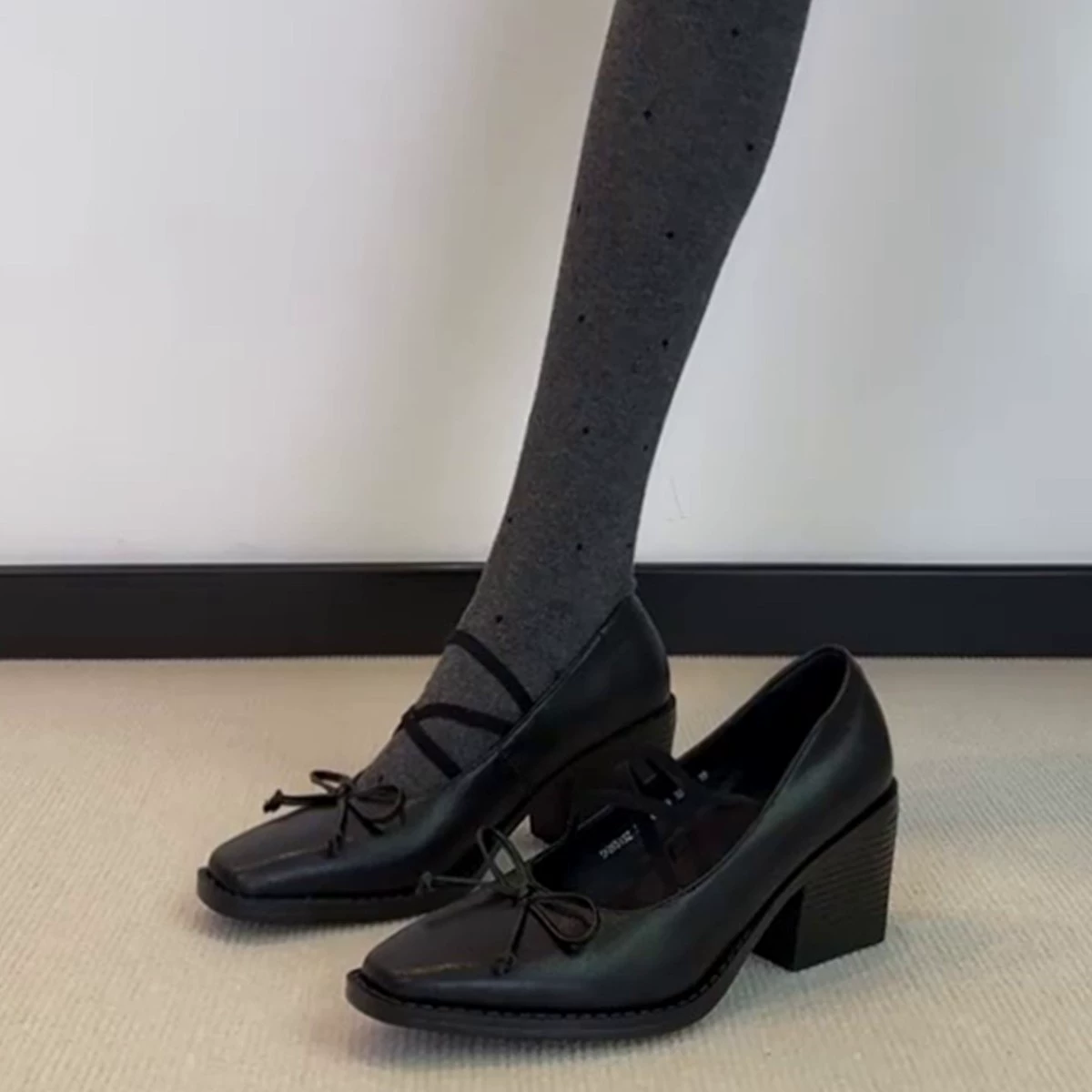 Damen Schleife Ballerinas, Braun Retro Quadratspitze Blockabsatz Mary Jane Pumps