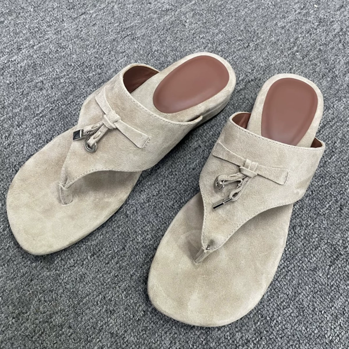 Nouvelles tongs vintage été 2025 pour femmes, sandales de plage romaines décontractées pour l'extérieur