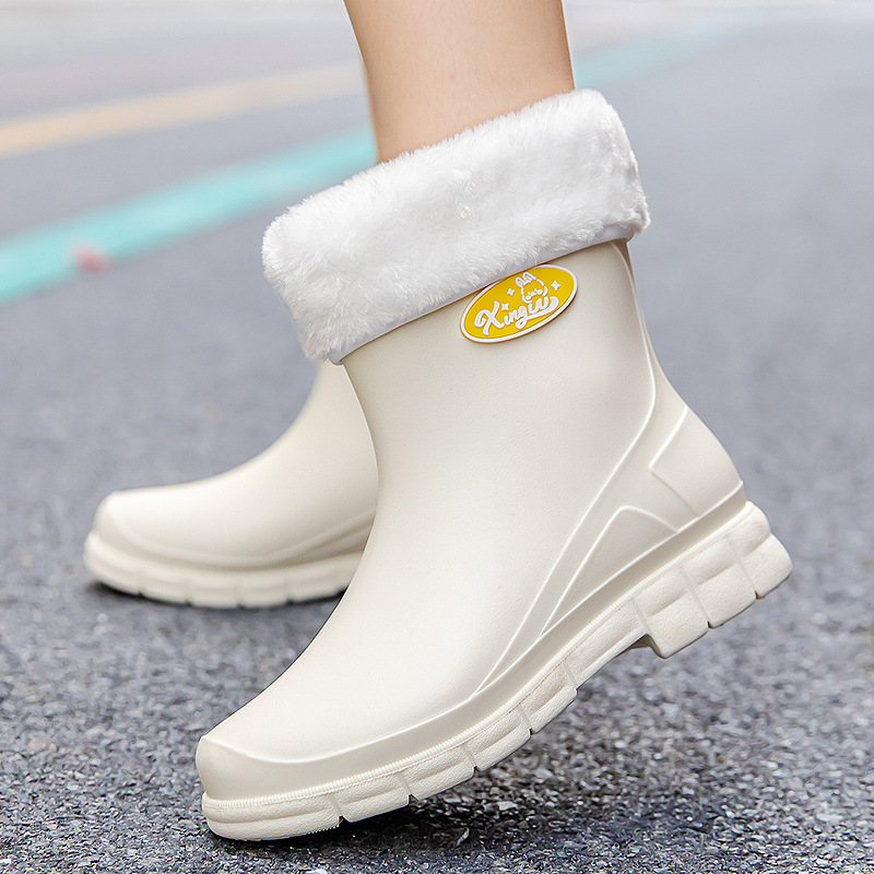 Women's Short Plush Rain Boots · YANYAN China shoe factory