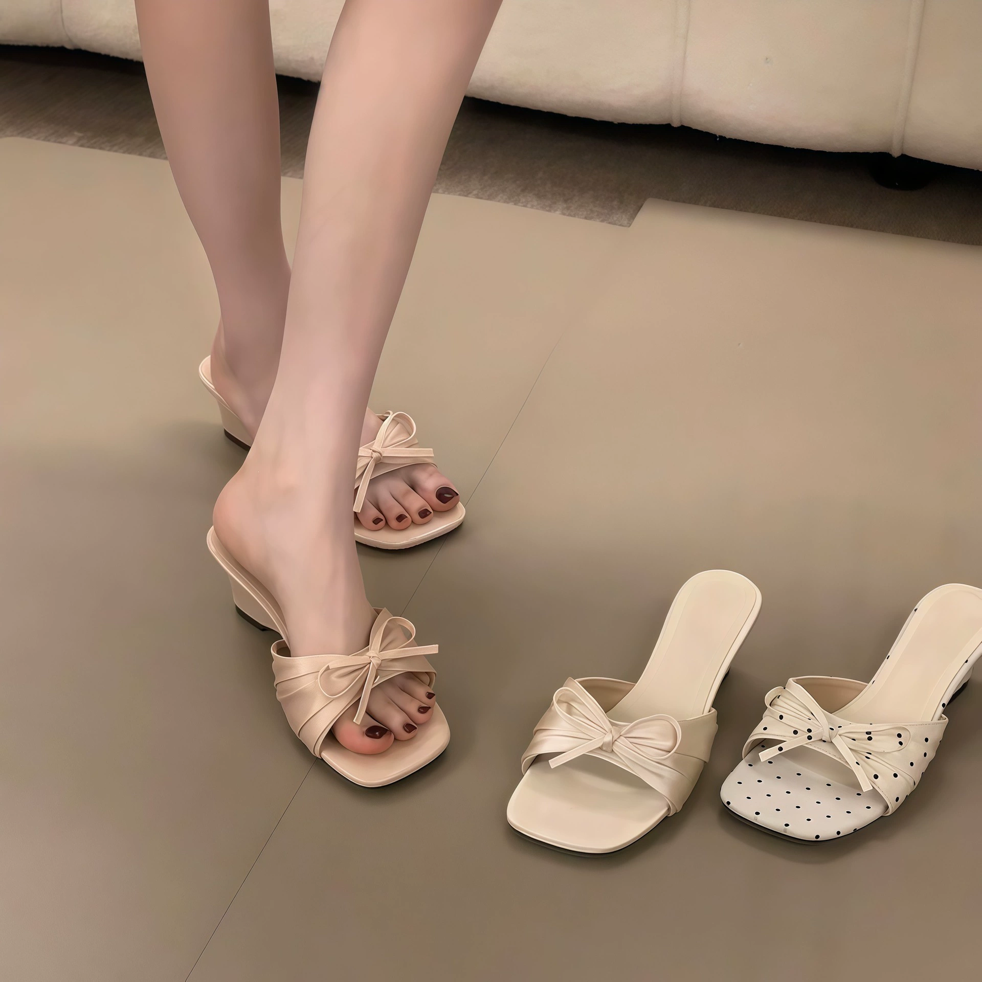 Chuyuji Sandales en satin à glissière avec nœud, talon compensé à pois pour femme été