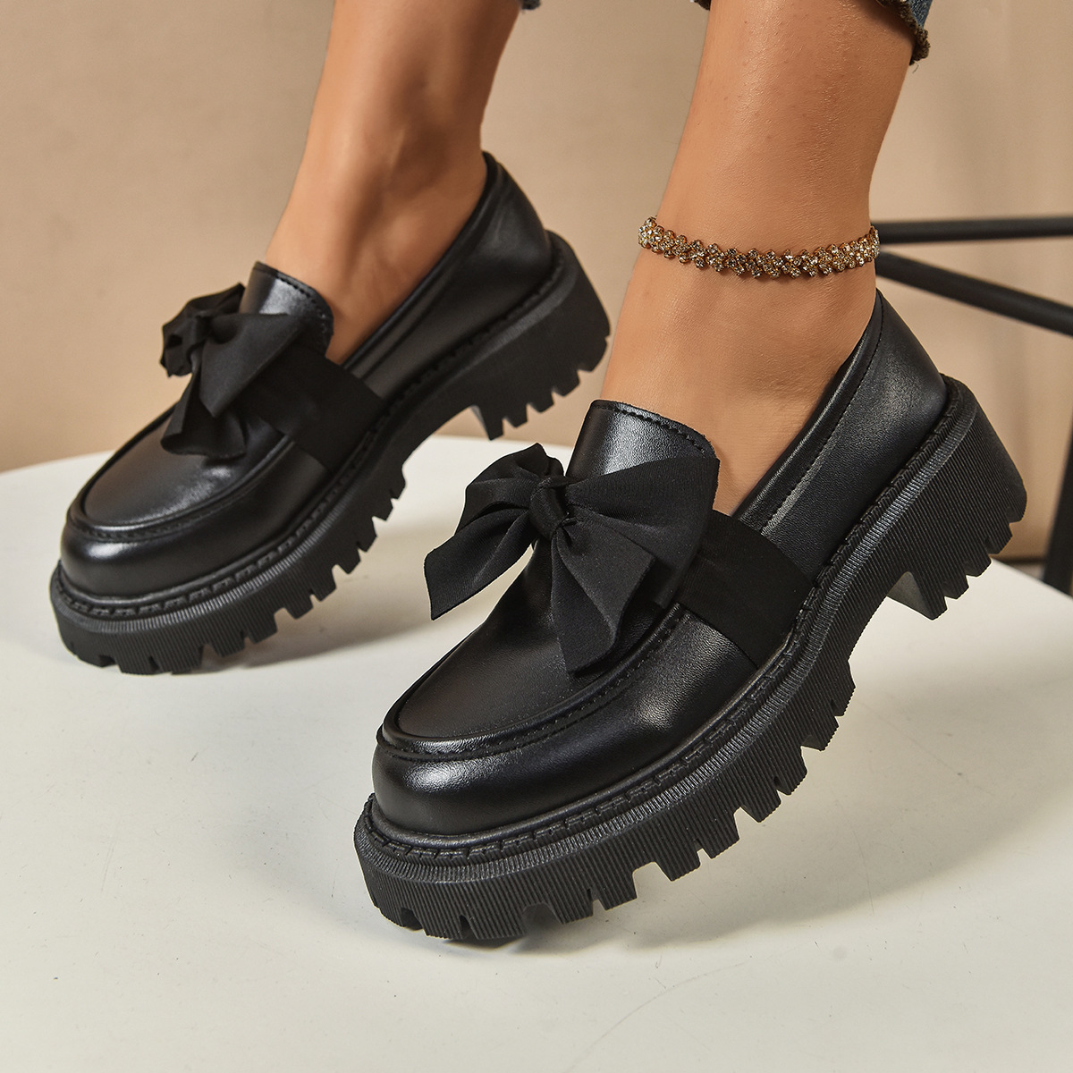 Women's Bow Slip-On Leather Loafers · YANYAN China shoe factory