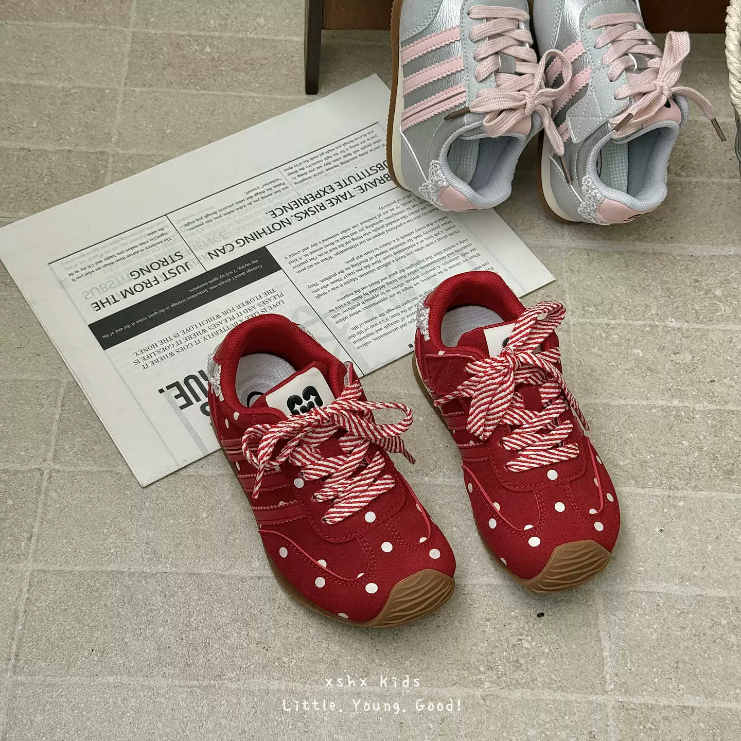 Pequeño Entrenamiento Alemán de Lunares XSHX para Niñas, Zapatos Deportivos Retro Lindos, Velcro, Otoño-Invierno, Rojo Plata, Dulces, Casual
