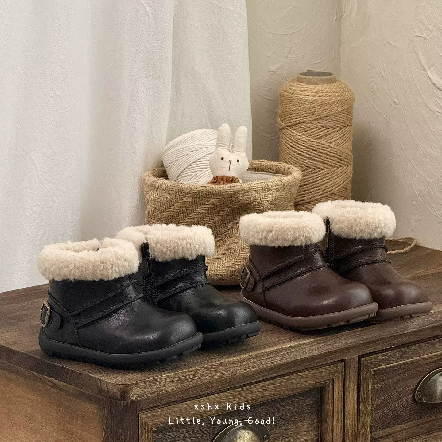 XSHX Bling Ton Boots for Kids, Winter Warm Waterproof Anti-Fouling British Retro Side Zipper Non-Slip Rubber
