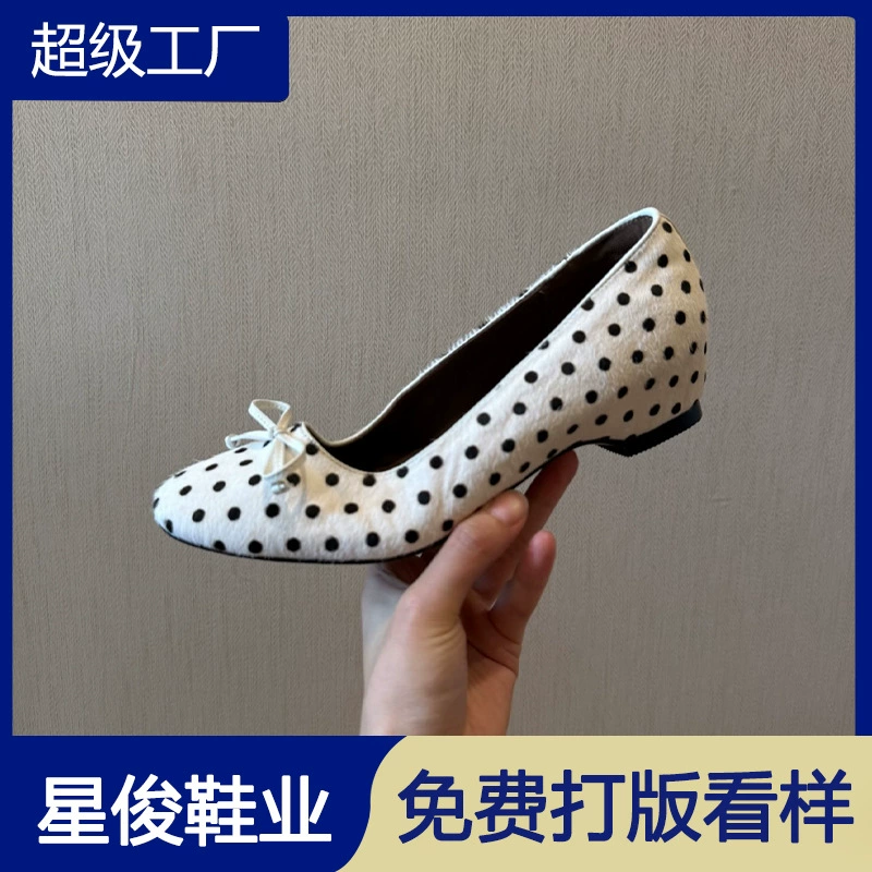 Ballerines à nœud à pois français pour femme 2026, plates-formes à talon compensé · MOHE China shoe factory