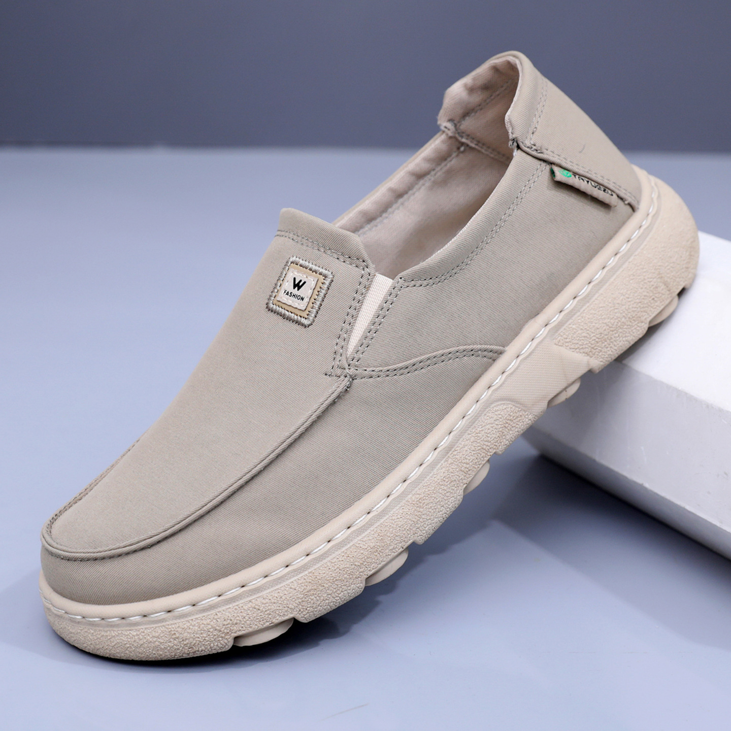 Men's Canvas Slip-On Shoes Breathable Anti-Slip · YANYAN China shoe factory