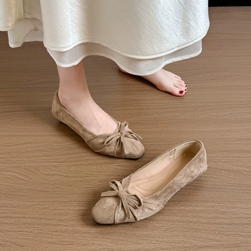 Chuyuji Damen Flache French Retro Schleife Quadratoe Absatzschuhe 2026 Sommer · MOHE China shoe factory