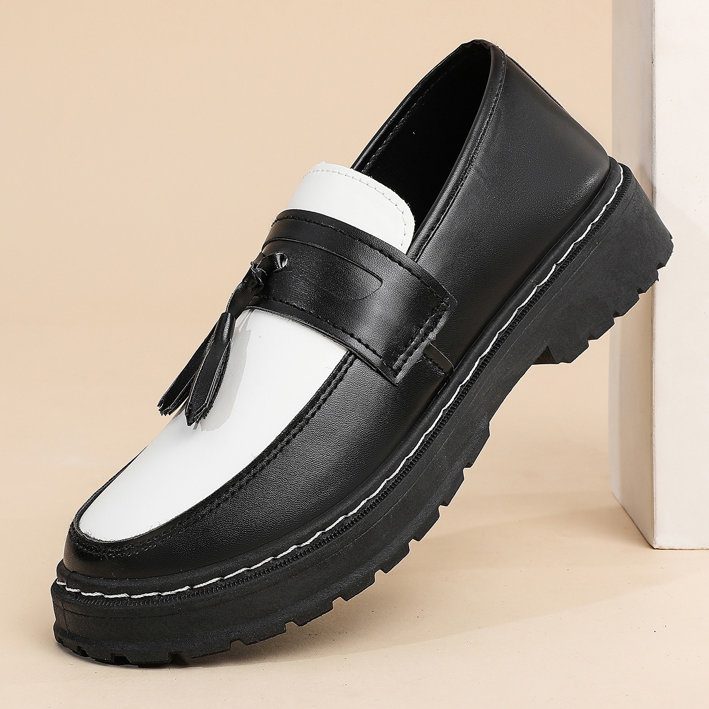 Men's Tassel Slip-On Leather Loafers · YANYAN China shoe factory
