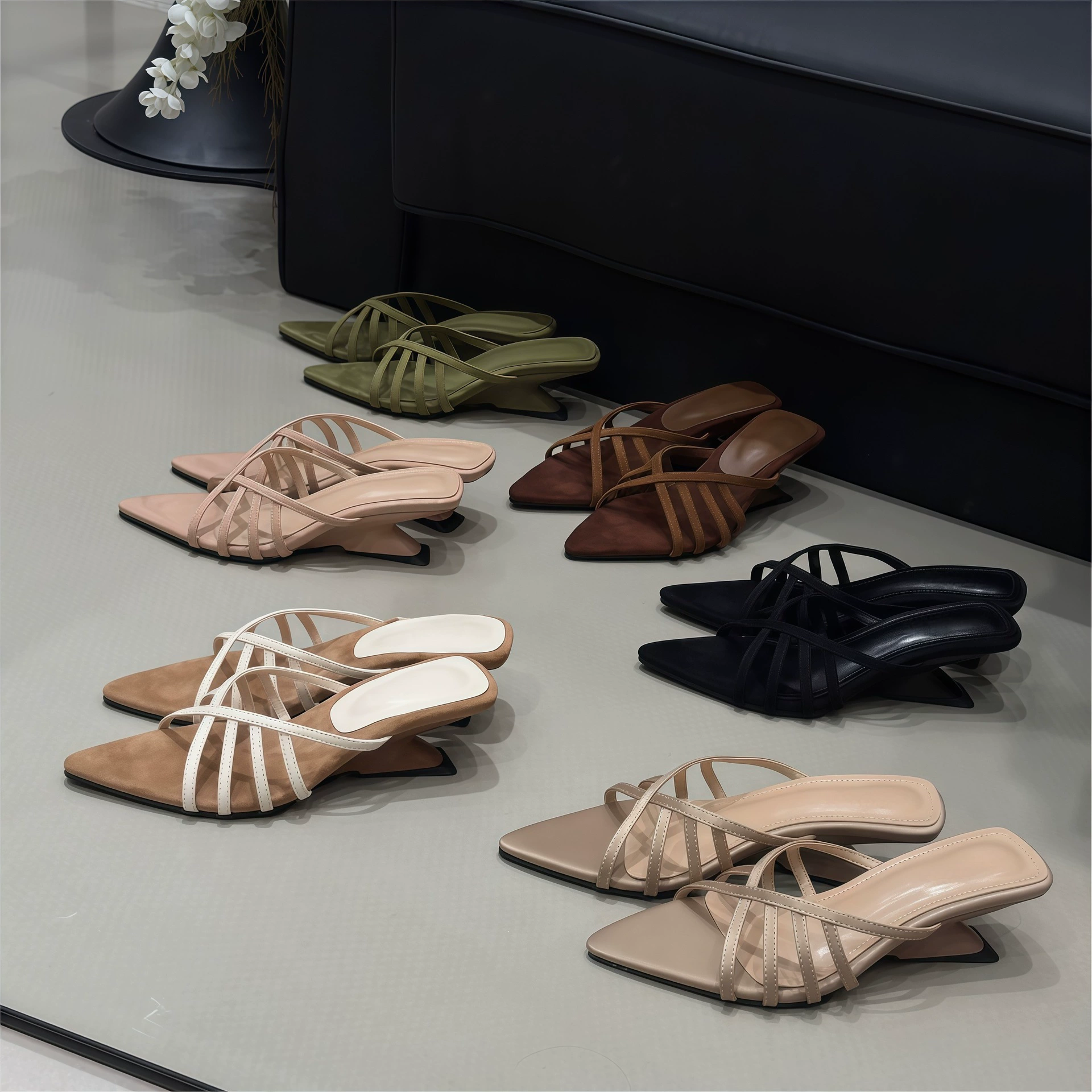 Chuyuji Keil French Spitze Dünnriemen-Pantoffeln für Damen Sommer 2026 Elegant Römisch · MOHE China shoe factory