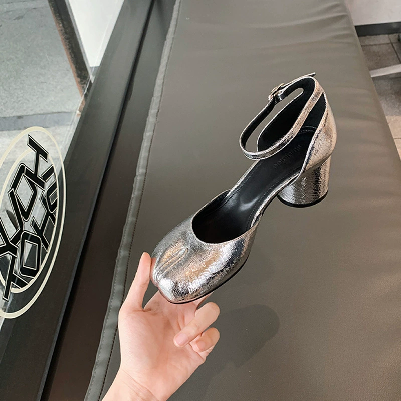 Zapatos Mary Jane de tacón alto de cuero suave para mujer, tacón grueso, plateados, punta redonda, boca poco profunda, punta partida, pezuña