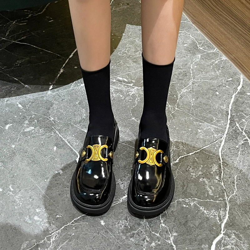 Mocassins vintage britanniques printemps, talon bloc, bout rond, cuir