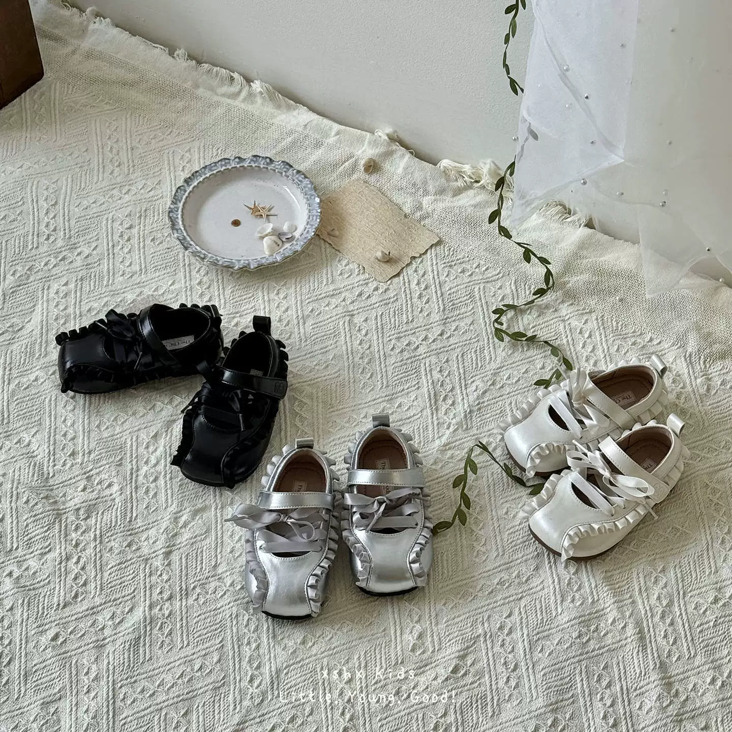 XSHX Ballet French Wrap Prinzessin Schuhe Akademie Abend Silber Schwarz Weiß Klett Ballet · MOHE China shoe factory