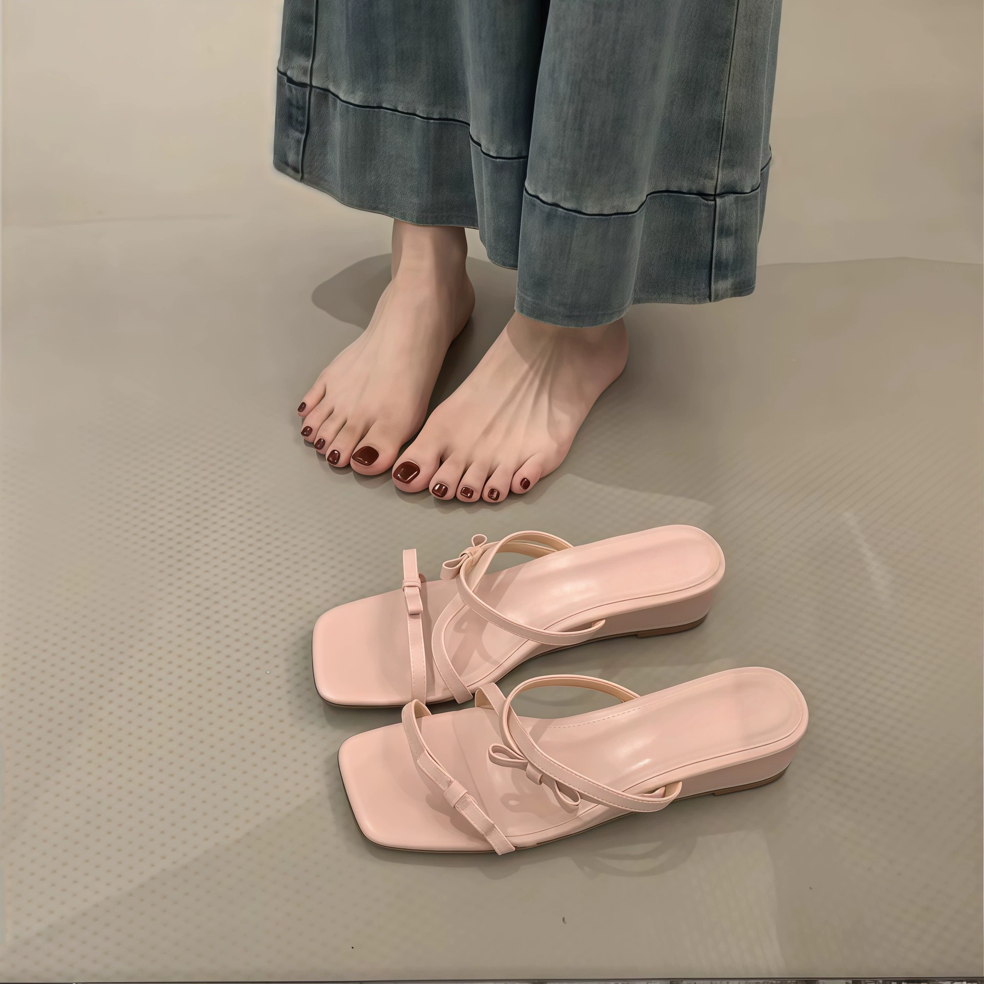 Sandalias de cuña rosas francesas de punta abierta, 2026, verano, vacacionales de playa · MOHE China shoe factory