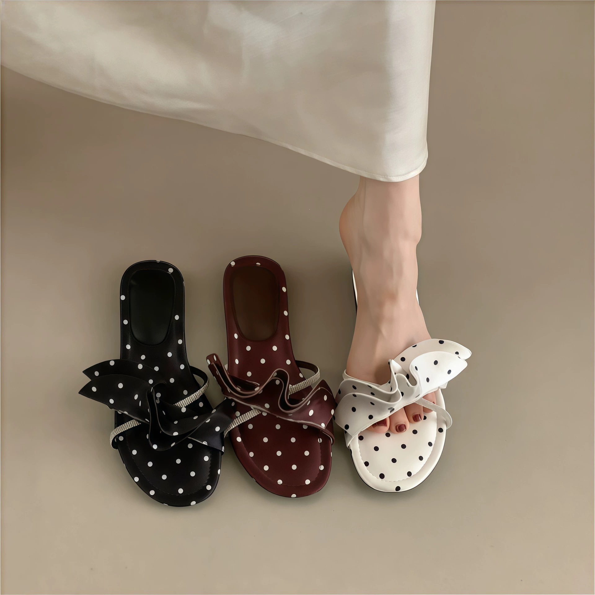 Sandales à volants strass pois françaises femme été 2026 nouveau · MOHE China shoe factory