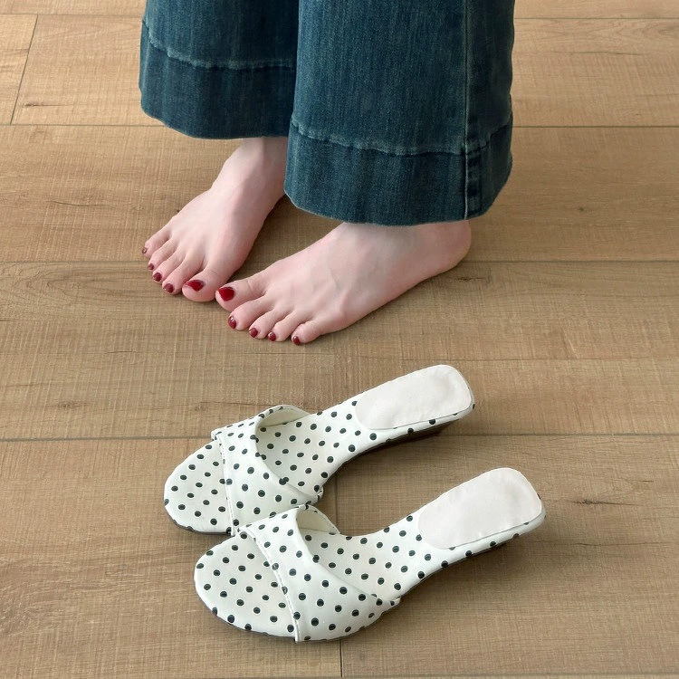 Chuyuji Damen Polka Dot French Blockabsatz Zehenstegsandalen 2026 Sommer für Kleider · MOHE China shoe factory