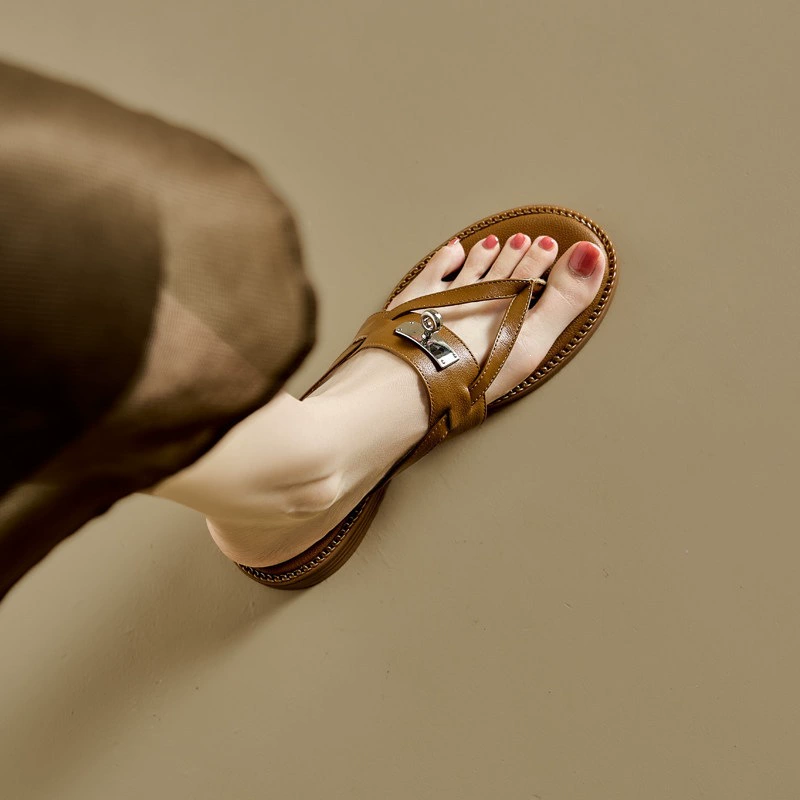 Zehenring Flip Flop Sandalen Frauen Sommer Mode flach Strand 2026 Neu Vintage · MOHE China shoe factory