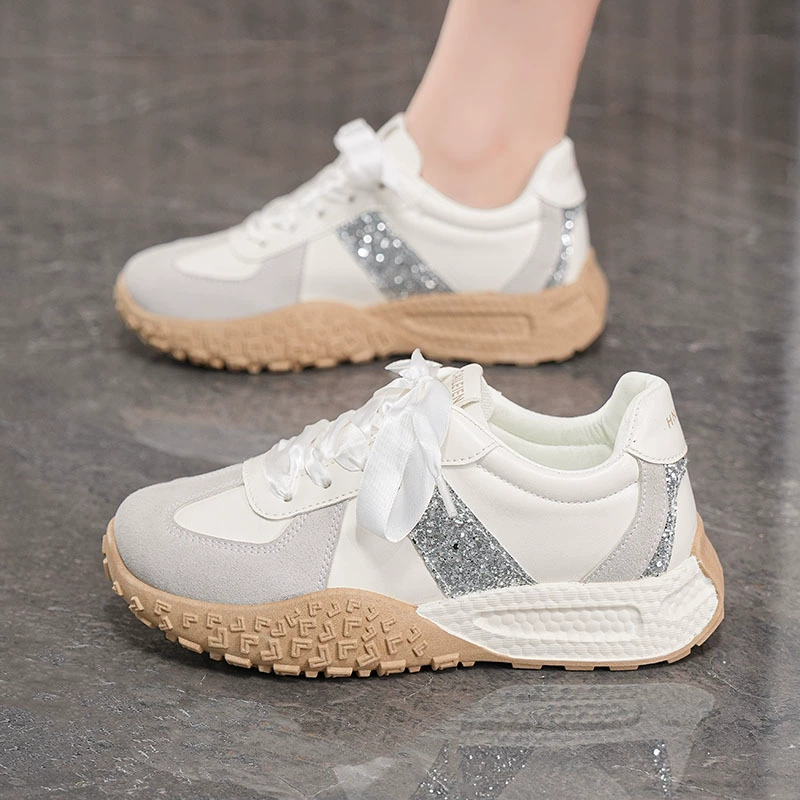 Chaussures d'entraînement allemandes femme printemps automne respirantes semelle épaisse souple coréennes sport décontractées