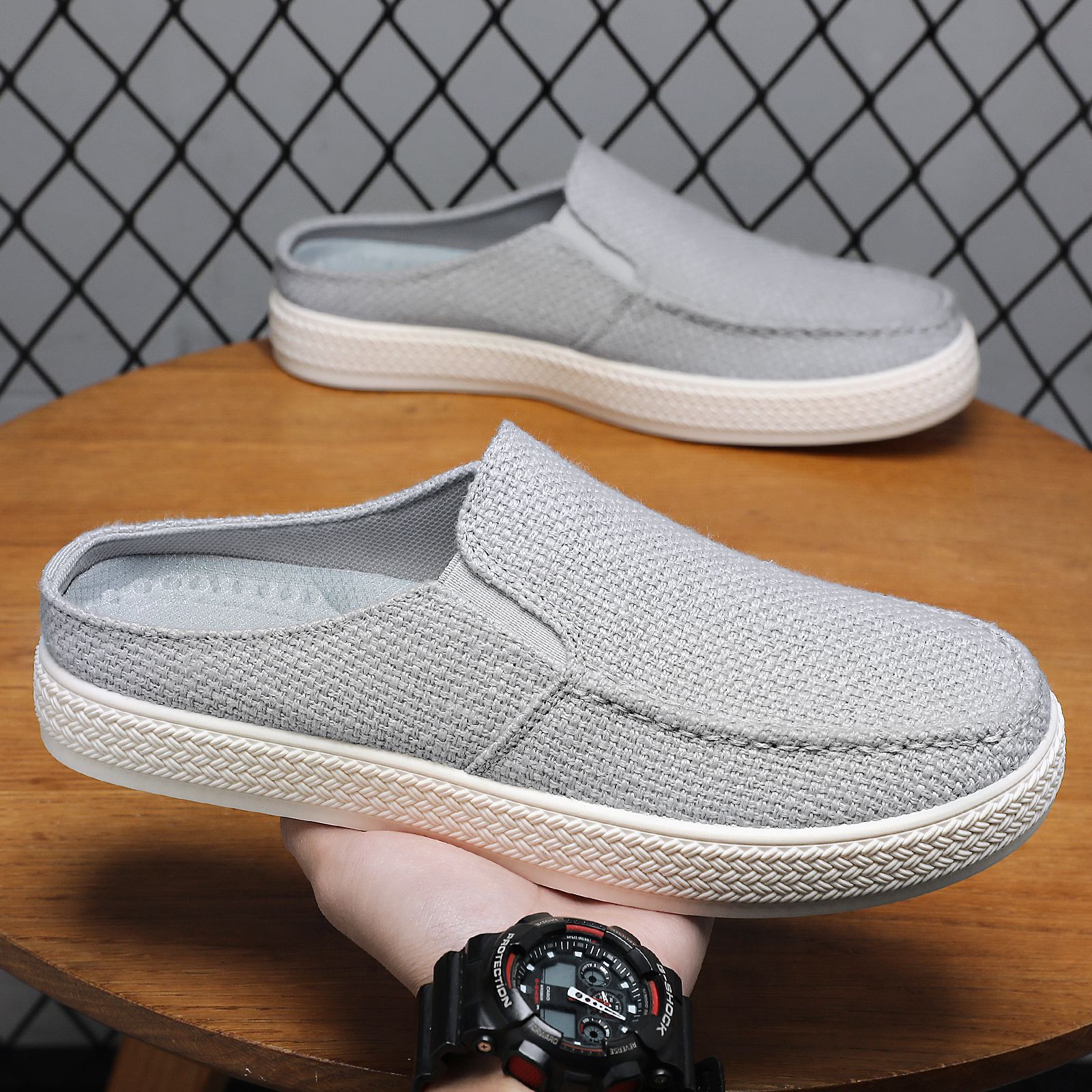Men's Slip-On Breathable Slippers · YANYAN China shoe factory