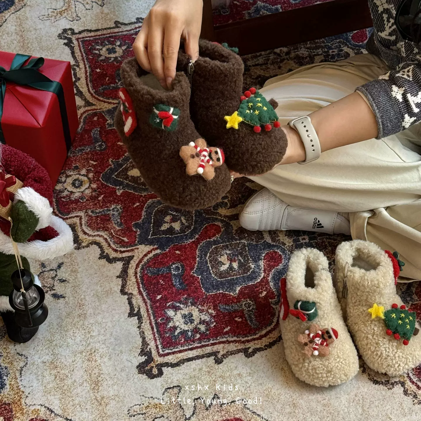 XSHX Christmas Boots for Kids, Mid Calf Retro Warm Plush Side Zipper