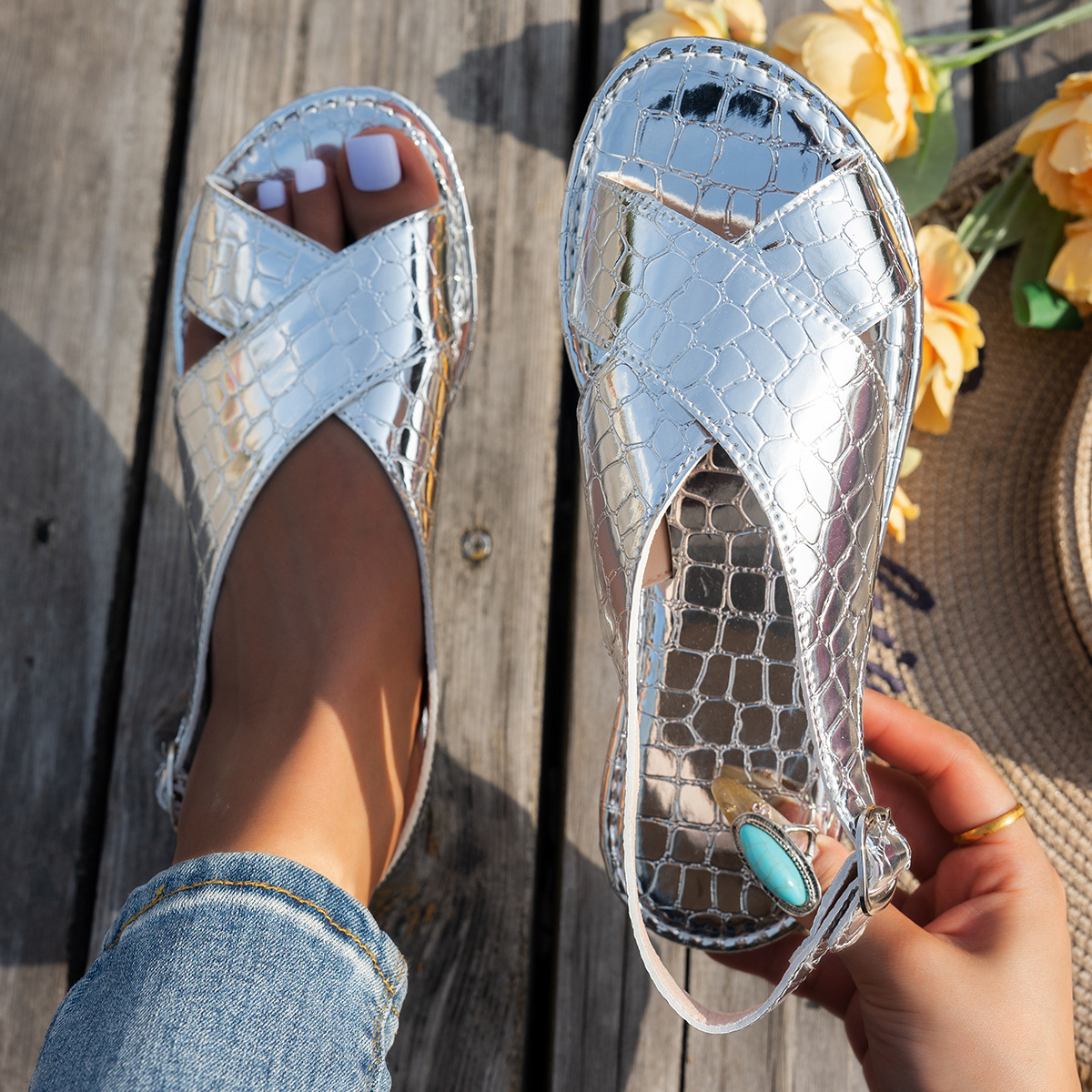 Women's Plus Size Flat Buckle Sandals Summer · YANYAN China shoe factory