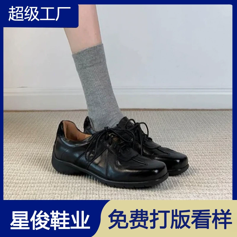 Chaussures d'entraînement allemandes à semelle épaisse bout carré rétro pour femme 2026 printemps chaussures cuir lacets basses décontractées