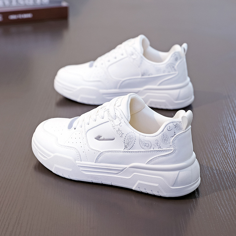 Men's Low Top White Skate Shoes Casual · YANYAN China shoe factory
