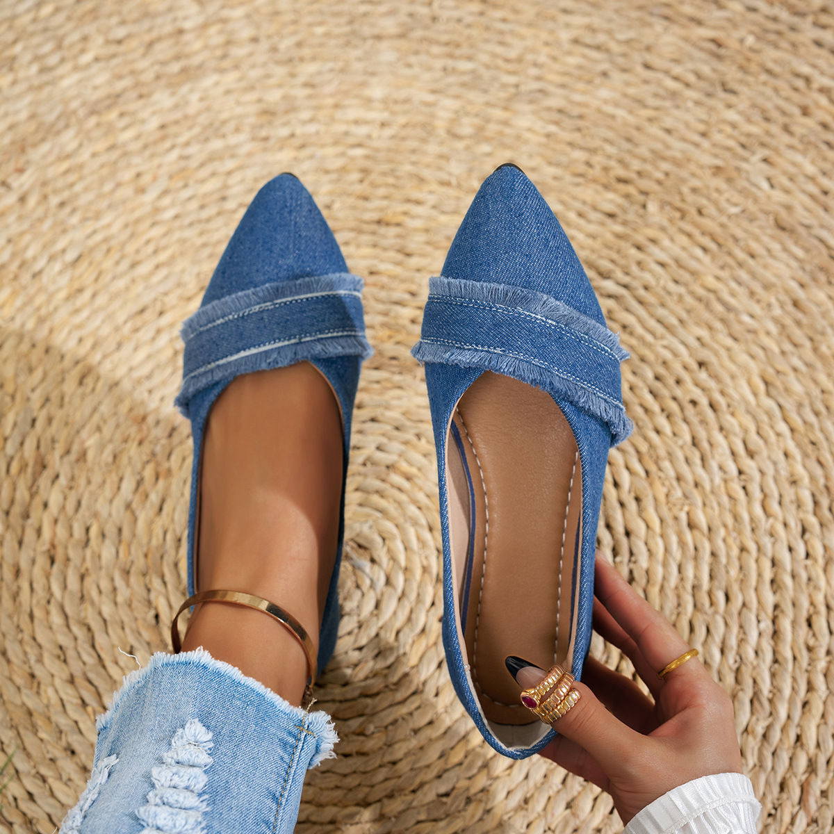 Women's Pointed Toe Low Heel Flats · YANYAN China shoe factory