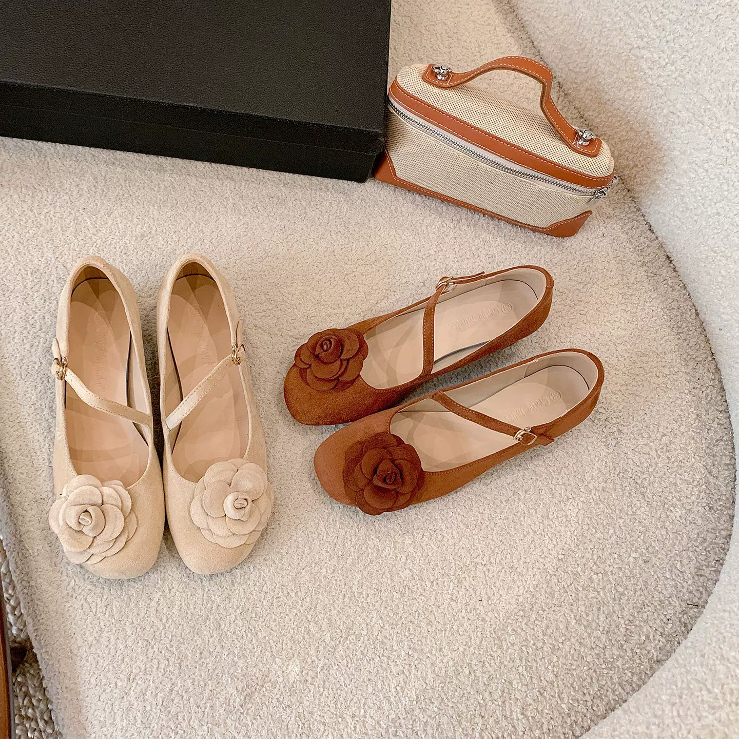 Women's Fashion Flower Office Chunky Heel Flats Retro Square Toe Mary Jane Shoes