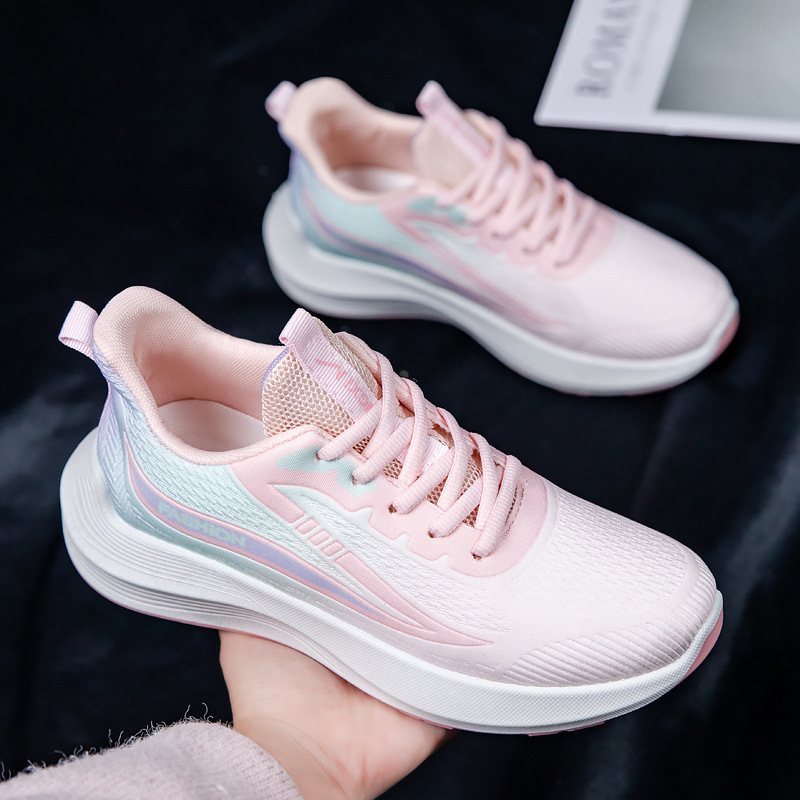 Women's Breathable Mesh Running Shoes · YANYAN China shoe factory