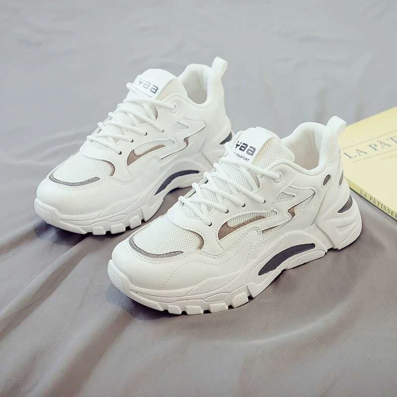 Été Baskets blanches en mesh respirant pour femmes, style coréen à semelle épaisse · MOHE China shoe factory