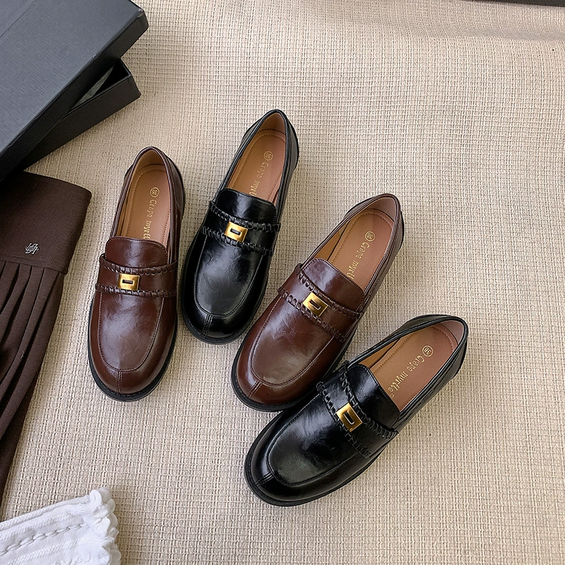 New Spring British Vintage Gold Buckle Round Toe Slip-On Loafers
