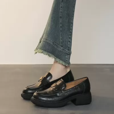 Women's Loafers with Camellia, Thick Sole, Soft Leather, British Style, 2025 · YANYAN China shoe factory