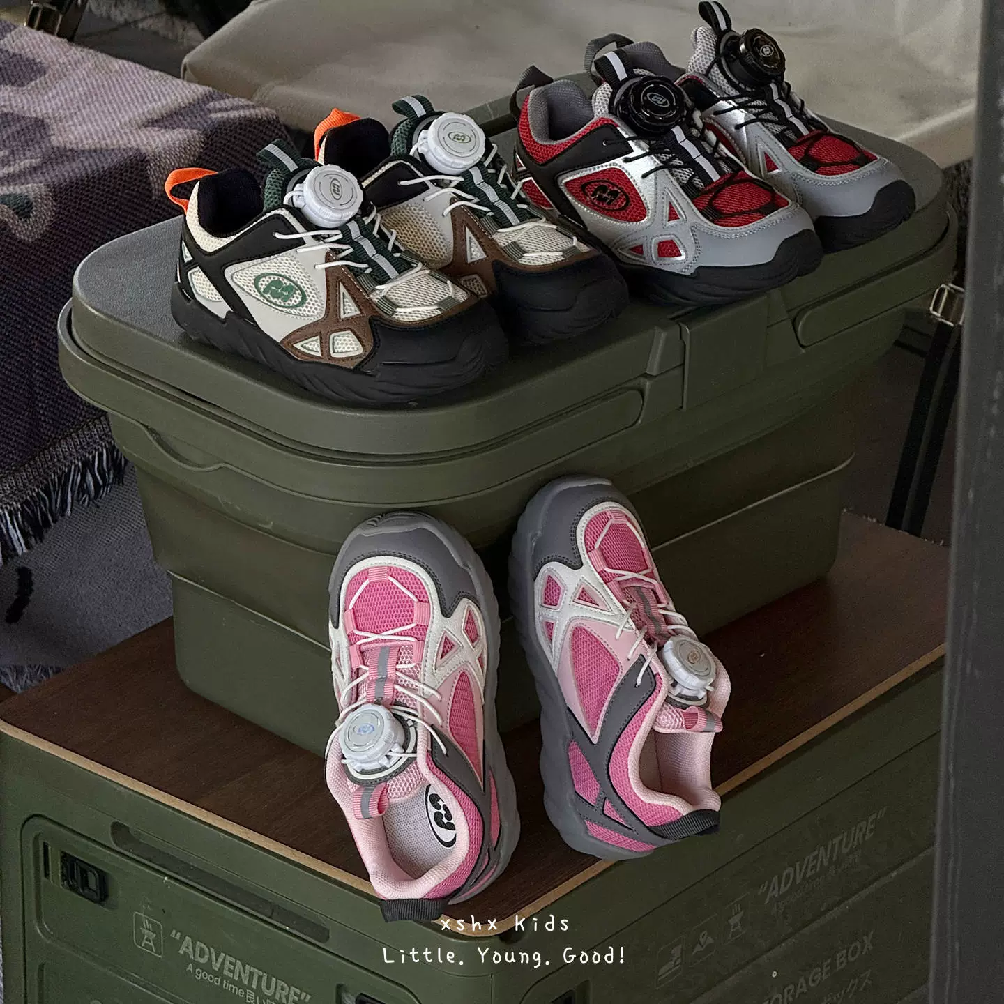 XSHX Outdoor Hiking Shoes for Kids, Twist Button, All-Terrain, Breathable