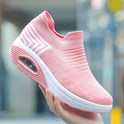 Export Big Size 42 New Sock Upper Wobble Shoes Air Cushion Sole Big Size 43 Women Knitted Sports Shoes Slip-On Women