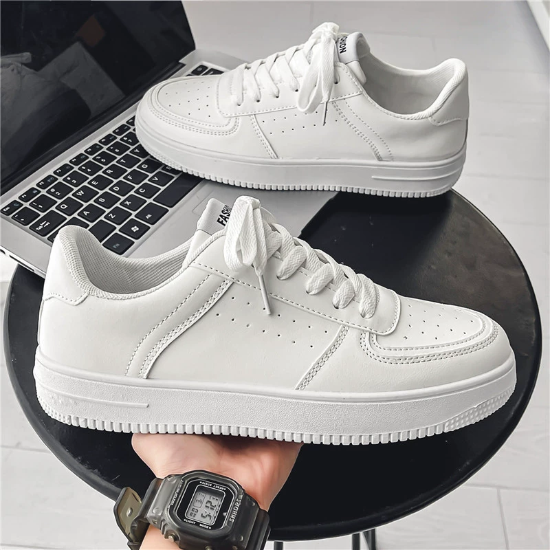 Board Shoes Men's Spring 2026 New Breathable Sports Casual Mesh Shoes Youth Fashion Solid White Shoes