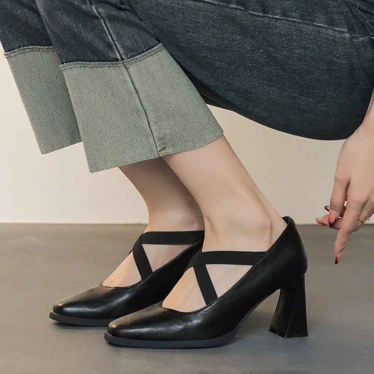 Soft Leather French Retro Mary Jane Shoes Women Pointed Toe Chunky Heel