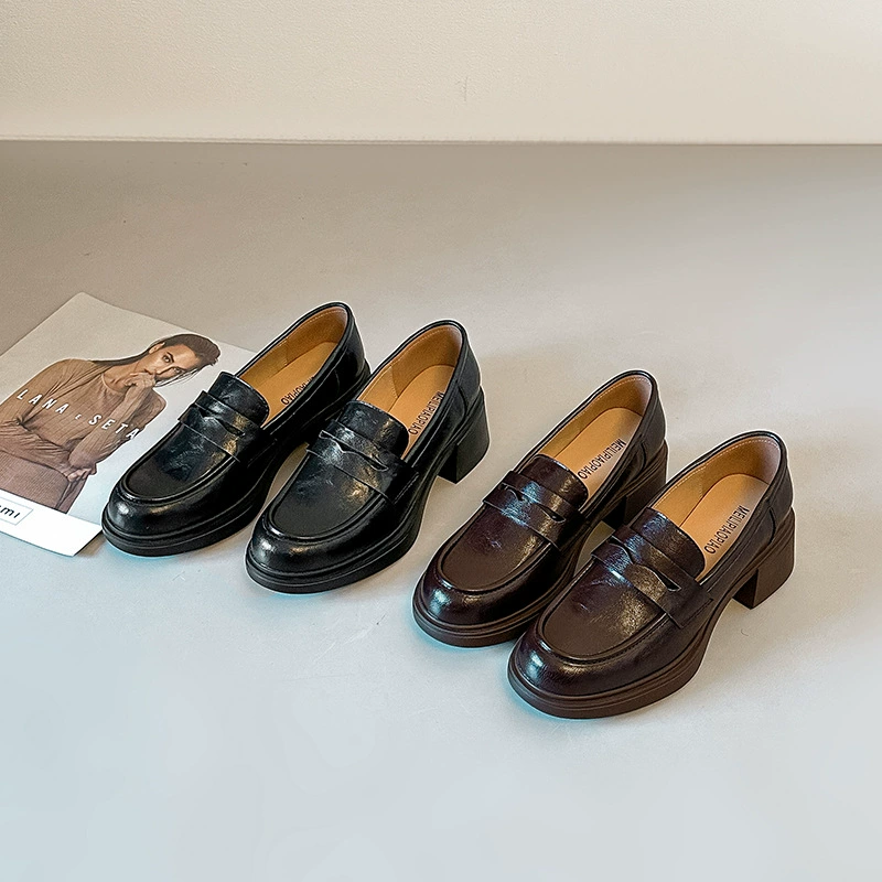 2026 New British Thick Sole Loafers Women Round Toe Chunky Heel Retro