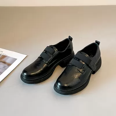 2026 Spring Round Toe Magic Tape Slip-on Loafers Women Thick Sole Chunky · YANYAN China shoe factory