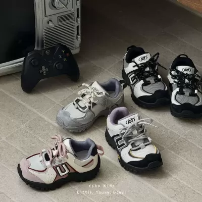 XHSX Retro Bauhaus Kids Outdoor Shoes Breathable Anti-Slip Rubber Hook & Loop · YANYAN China shoe factory