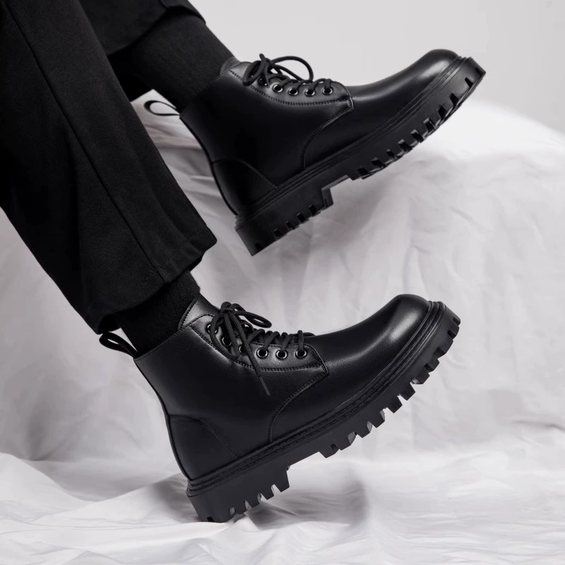Martin Boots 2026 Spring New Black Height Increase Thick Sole British Style Motorcycle High Top Leather Work Shoes