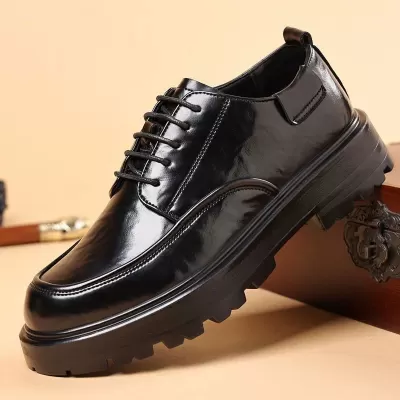 2026 Men's Leather Shoes Round Toe Thick Sole British Style Formal Wedding · YANYAN China shoe factory