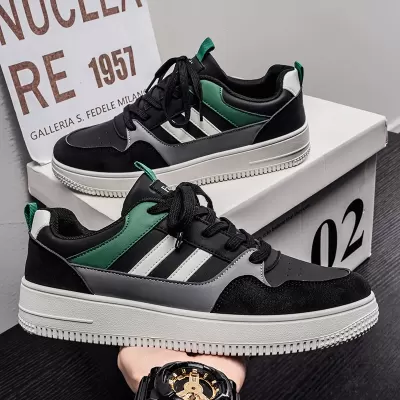Board Shoes 2026 Breathable Casual White Sneakers Sports Shoes Student Trendy Men's Shoes · YANYAN China shoe factory