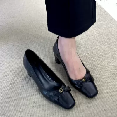 Women's Retro Soft Leather Chunky Heel Pumps, Camellia Print Office Shoes for Spring · YANYAN China shoe factory