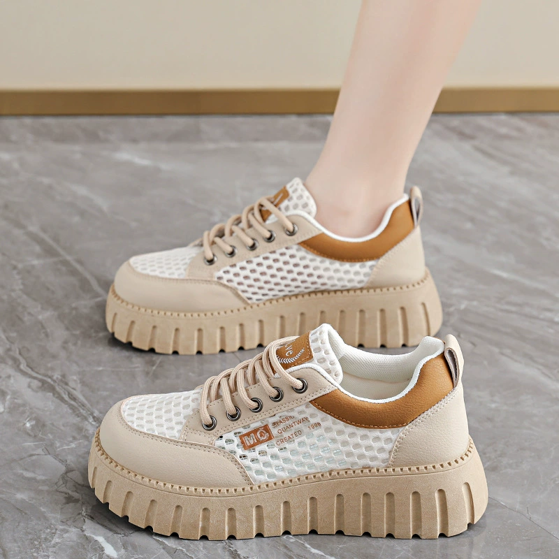 Zapatillas de malla blancas para mujer Verano 2026, coreanas Ins estudiante aumento altura