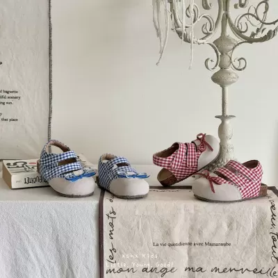 XSHX Girls Korean Style Plaid Sandals with Soft Cork Midsole Anti-Slip Rubber Sole · YANYAN China shoe factory
