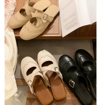 Summer New Women's Carved Mules Flat Sandals Retro Hollow Out Slippers