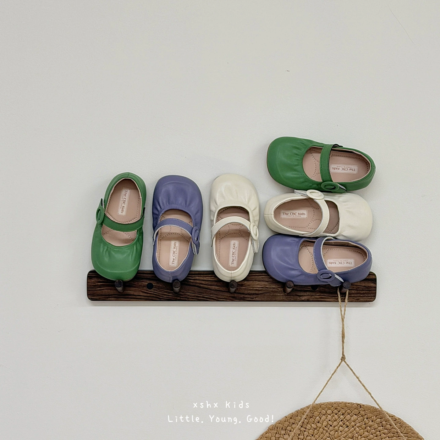 XSHX Chaussures Mary Jane larges pour filles, velcro, semelle en caoutchouc antidérapante, toutes saisons