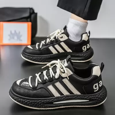 Men's 2026 Spring Comfortable Lightweight Fashion Casual Sports Shoes Versatile Trendy Soft Sole Dad · YANYAN China shoe factory